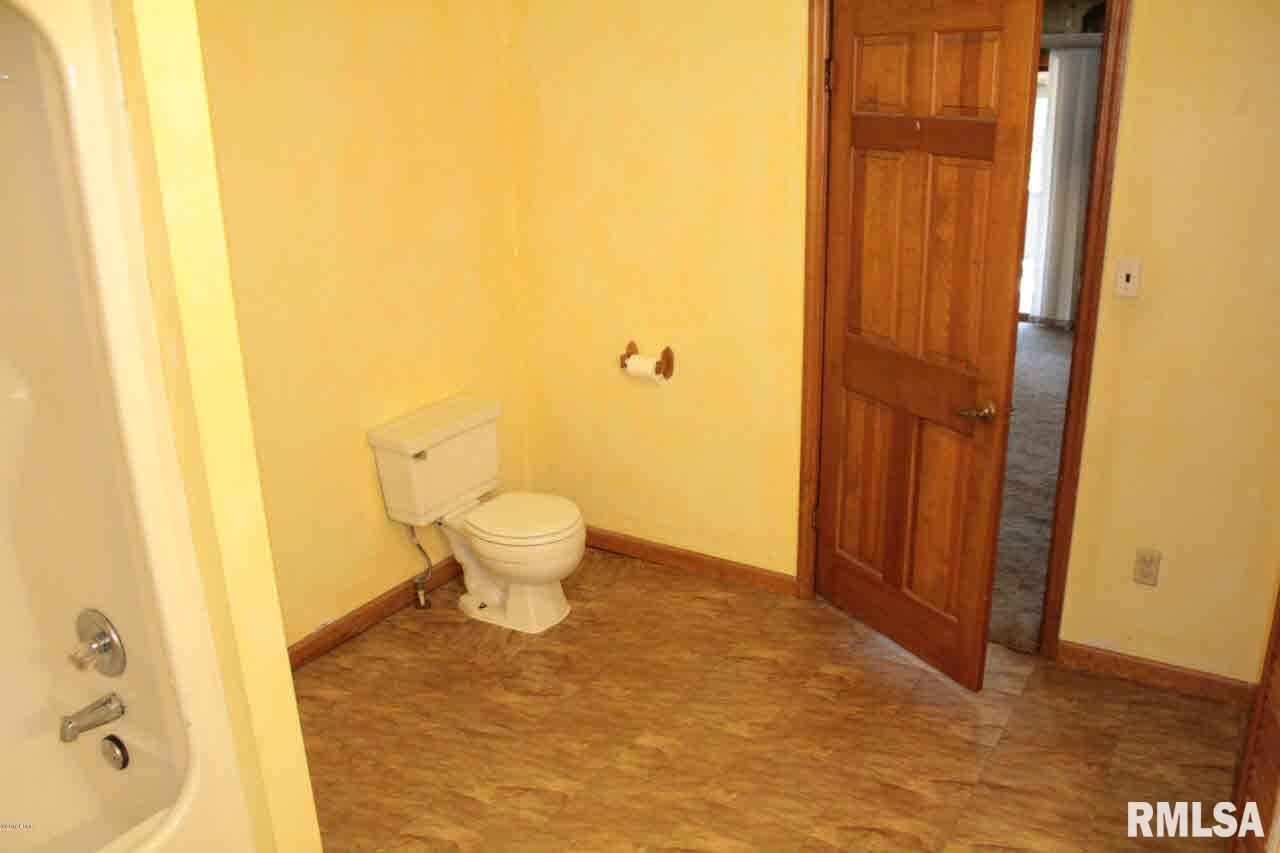 17245 New Dennison Road Marion, IL 62959 - Photo 11 of 23 Gallery Image 11