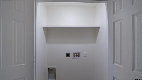 $224,900 | 1925 Cushing Drive, Tyler, TX 75702