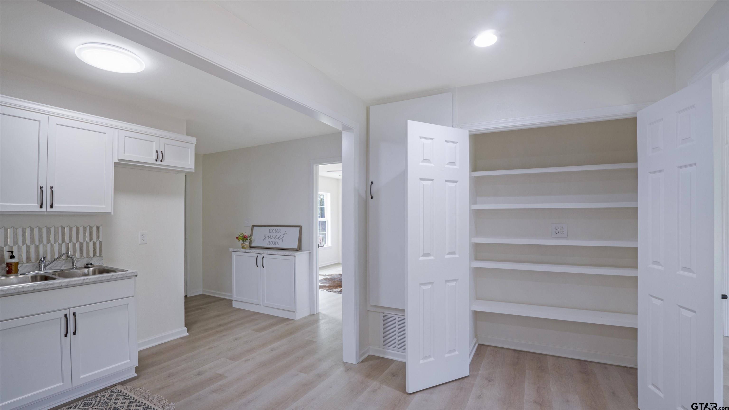 1925 Cushing Drive Tyler, TX 75702 - Photo 10 of 30