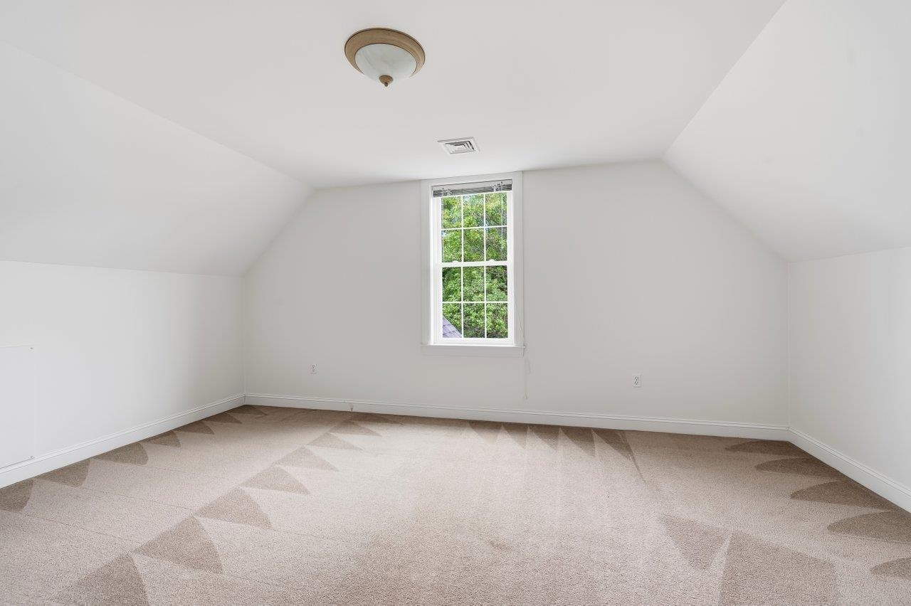 38 B Emerson Road Durham, NH 03824 - Photo 24 of 39 Gallery Image 24