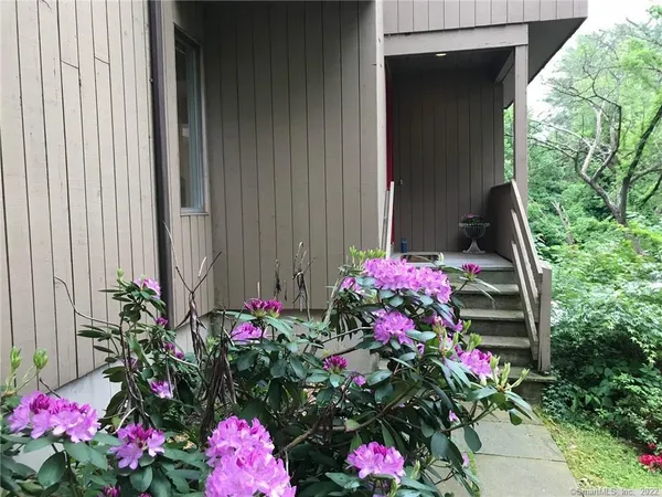 $8,000 | 28 Punch Bowl Drive, Westport, CT 06880