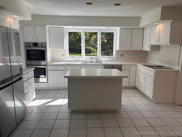 $8,000 | 28 Punch Bowl Drive, Westport, CT 06880