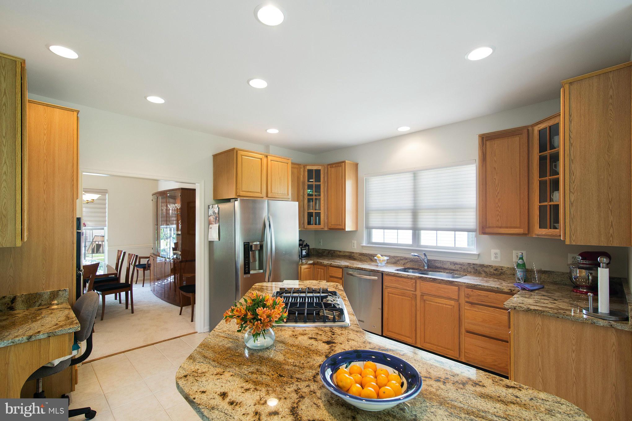 18014 Coachmans Road Germantown, MD 20874 - Photo 9 of 30 Kitchen