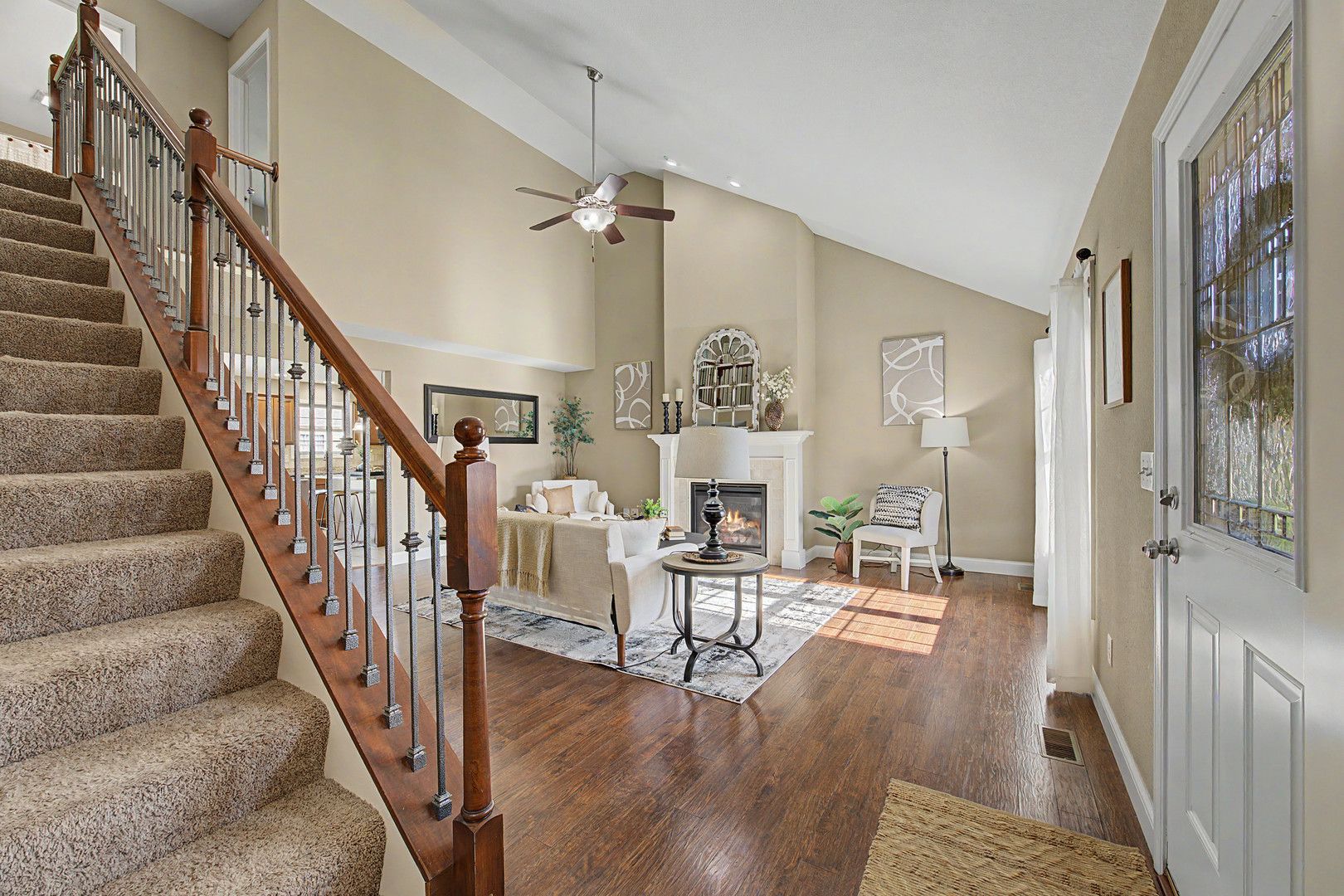1724 Dunraven Road Bloomington, IL 61704 - Photo 4 of 36