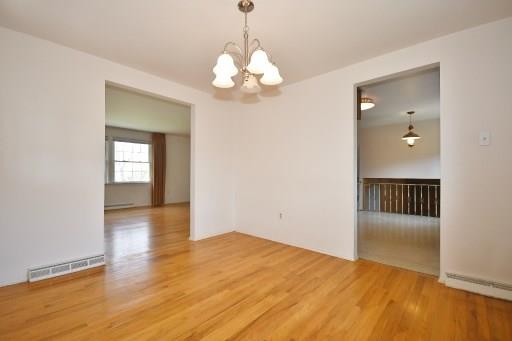 668 Ridgefield Avenue Pittsburgh, PA 15216 - Photo 9 of 24