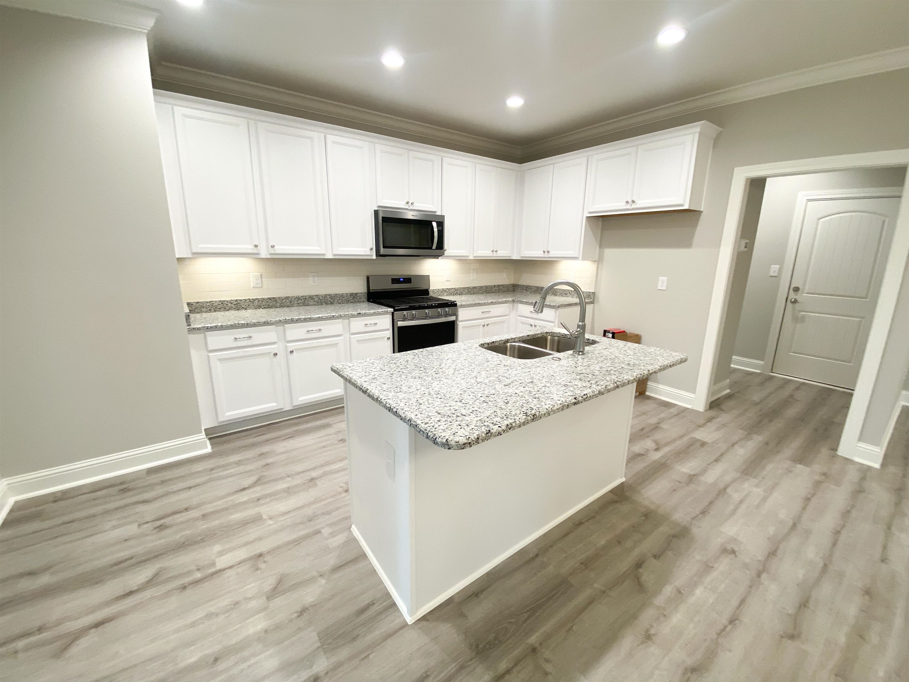 202 Holmes Avenue, Unit 202 Foley, AL 36535 - Photo 4 of 13
