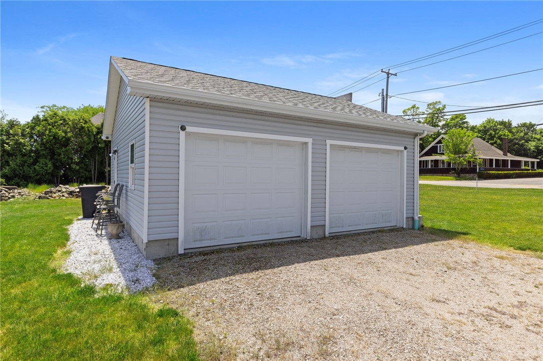 3055 East Main Road Portsmouth, RI 02871 - Photo 7 of 14