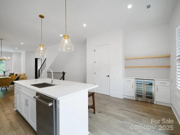 $854,000 | 2516 Park Rose Lane, Unit 15, Charlotte, NC 28204