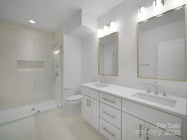 $854,000 | 2516 Park Rose Lane, Unit 15, Charlotte, NC 28204