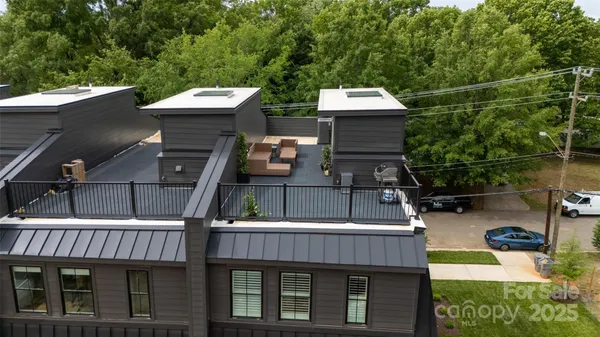 $854,000 | 2516 Park Rose Lane, Unit 15, Charlotte, NC 28204