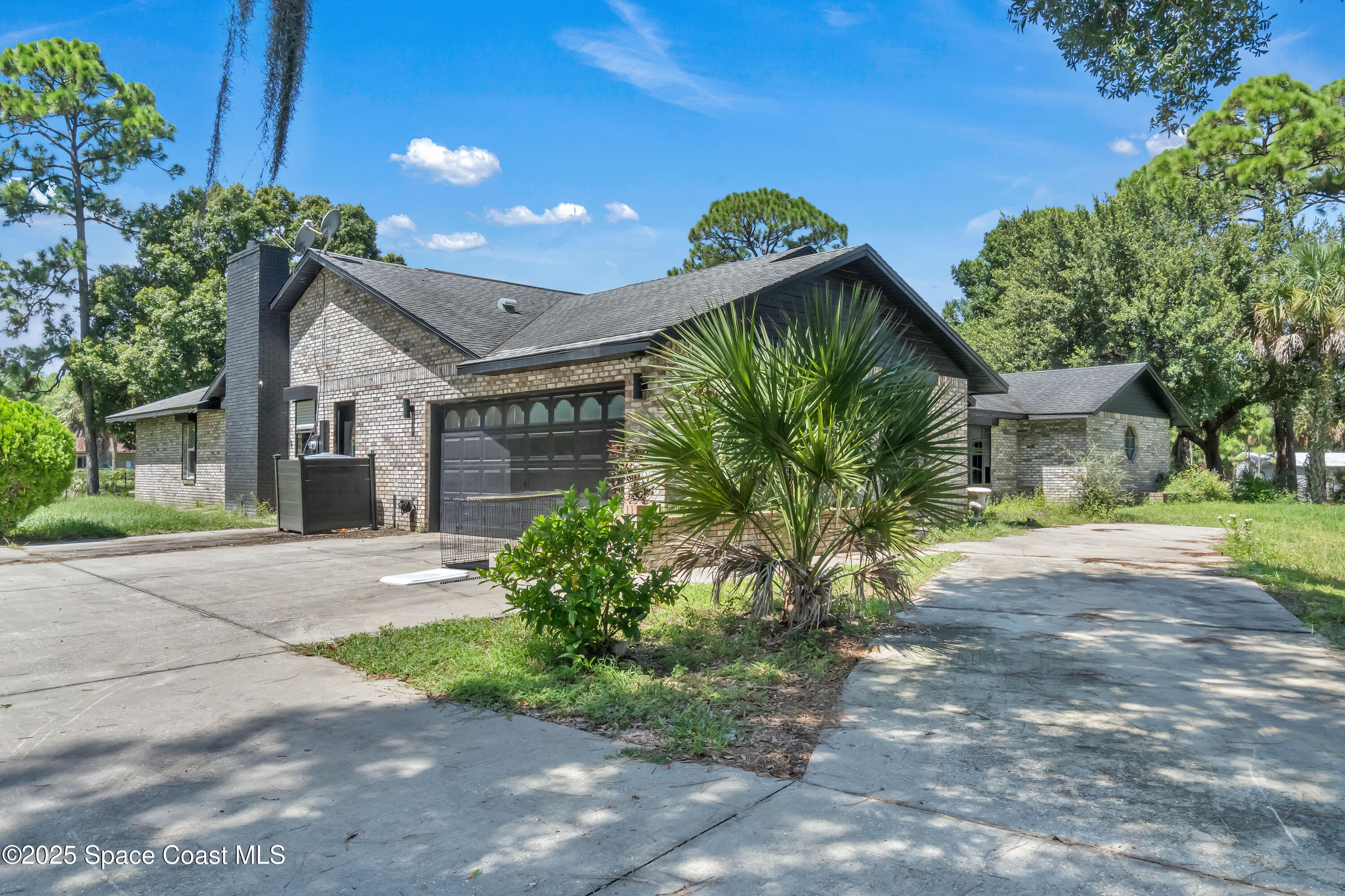 4020 Adams Lane Malabar, FL 32950 - Photo 1 of 47 Front