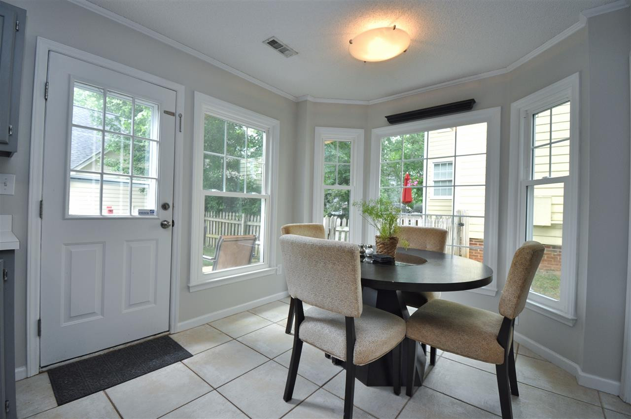 5301 Blakeley Lane Raleigh, NC 27613 - Photo 7 of 22 Eat-In-Kitchen