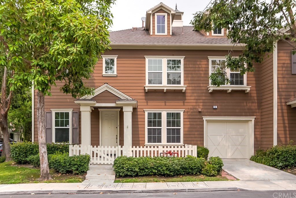 3 Digby Street Ladera Ranch, CA 92694 - Photo 1 of 1 a front view of a house with a garden