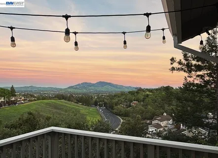 $810,000 | 471 Ridgeview Drive, Pleasant Hill, CA 94523