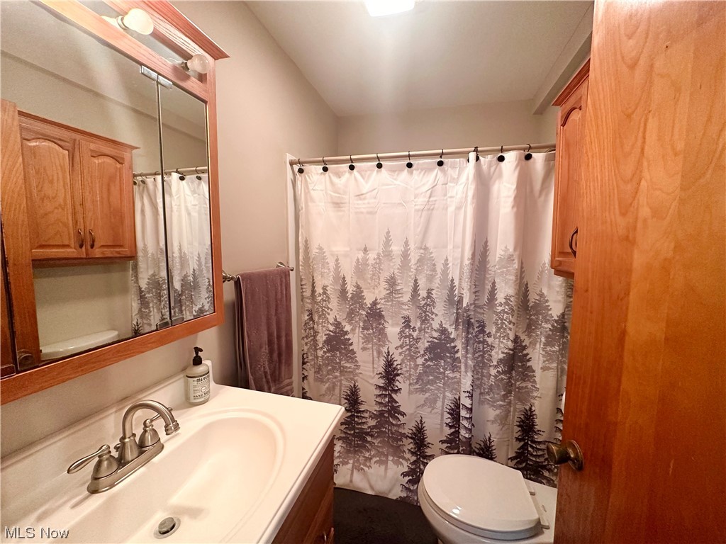 1808 Kings Ridge Rd Street St. Marys, WV 26170 - Photo 12 of 17