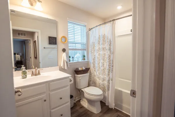 $409,900 | 129 Great Falls Court, Gallatin, TN 37066