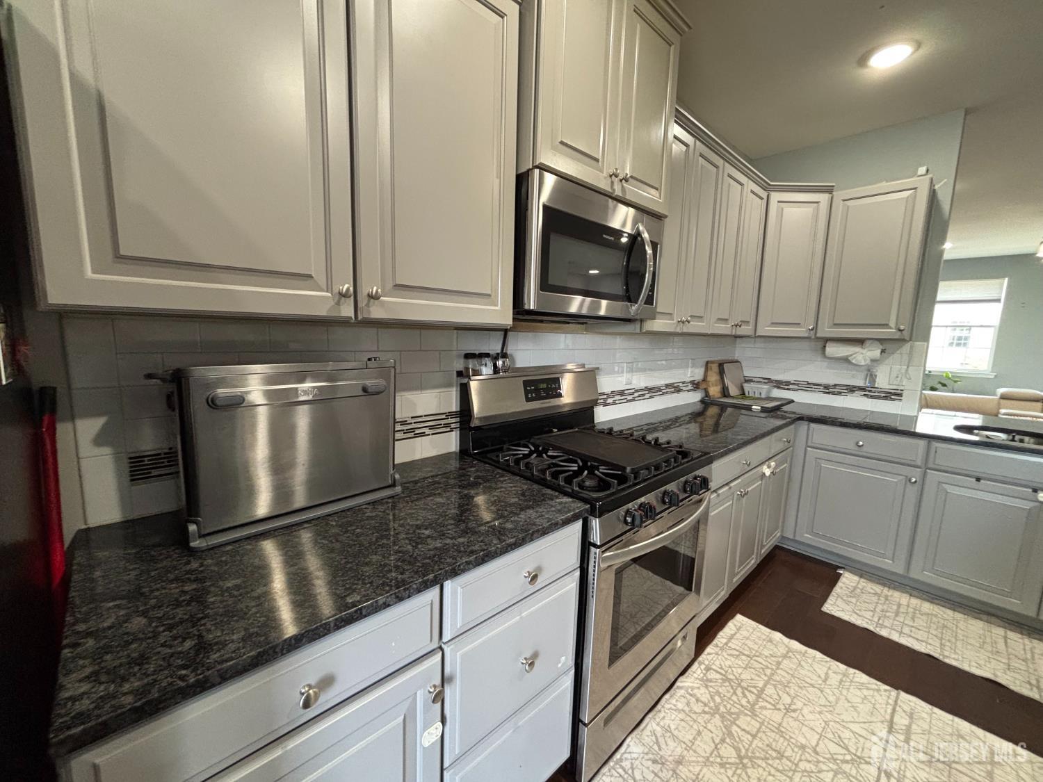 1106 Hights Farm Road North Monroe Township, NJ 08831 - Photo 20 of 38