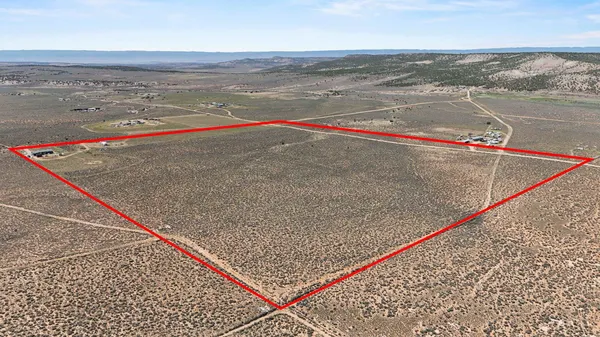 a picture of a bathroom