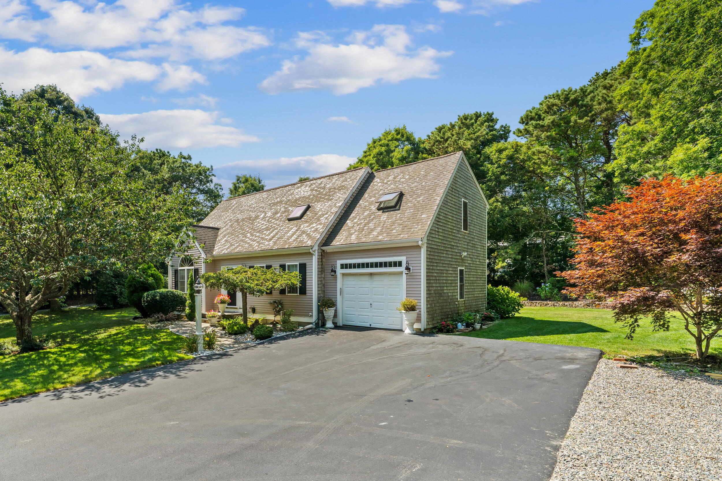 306 Trotting Park Road East Falmouth, MA 02536 - Photo 2 of 53 306 trotting park - 002