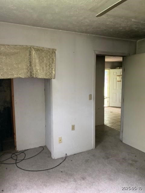 201 West Oak Daisetta, TX 77533 - Photo 6 of 6 a view of an empty room