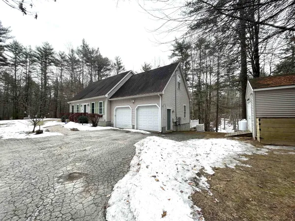 $715,000 | 2 Alex Court, Somersworth, NH 03878
