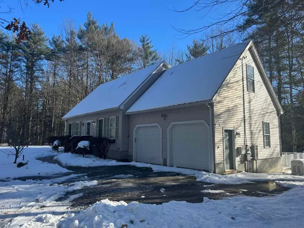 $715,000 | 2 Alex Court, Somersworth, NH 03878