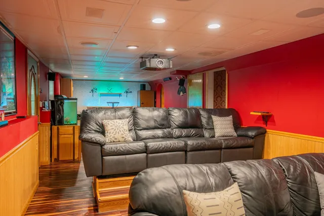 $715,000 | 2 Alex Court, Somersworth, NH 03878