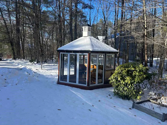 $715,000 | 2 Alex Court, Somersworth, NH 03878