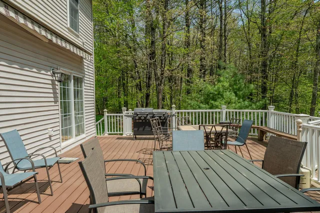 $715,000 | 2 Alex Court, Somersworth, NH 03878