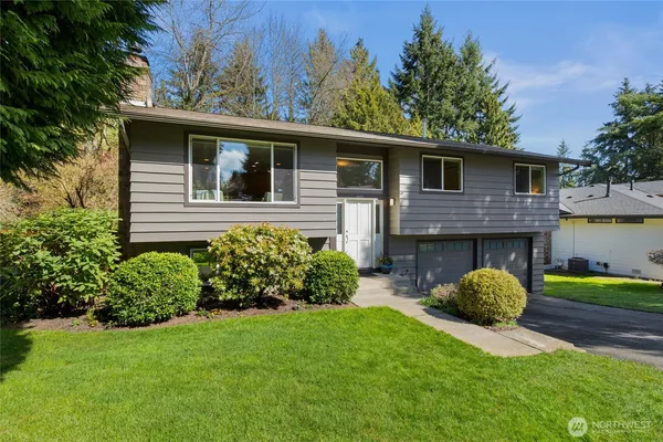 $924,900 | 601 220th Street Southwest, Bothell, WA 98021