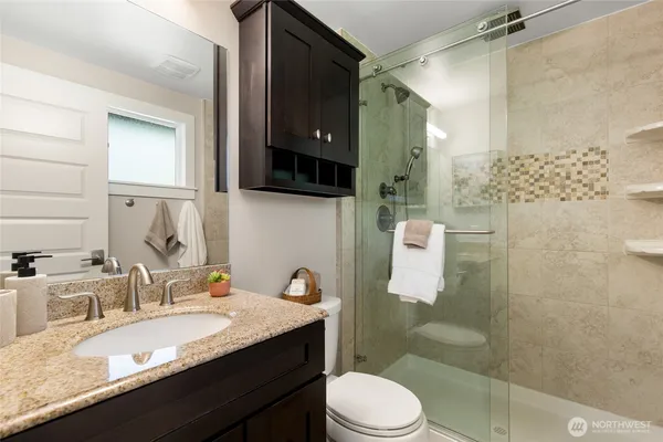 $924,900 | 601 220th Street Southwest, Bothell, WA 98021