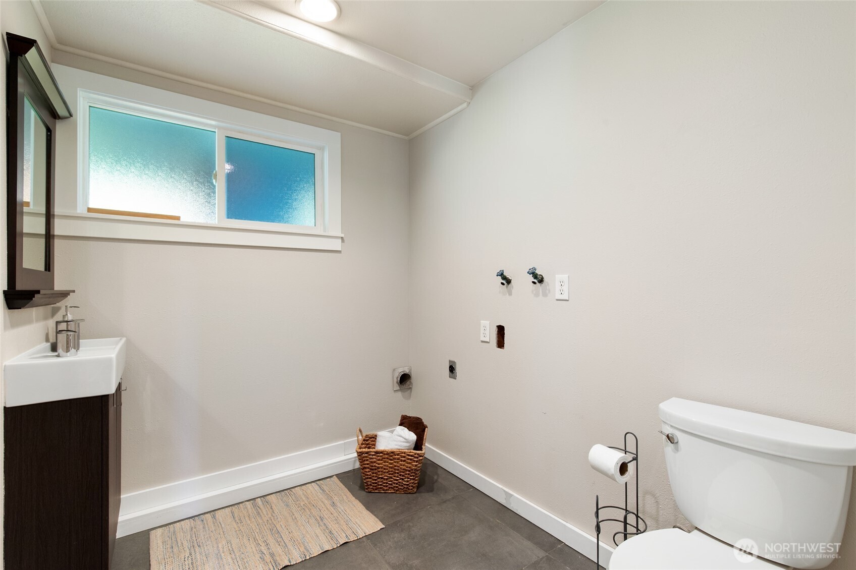 601 220th Street Southwest Bothell, WA 98021 - Photo 28 of 40