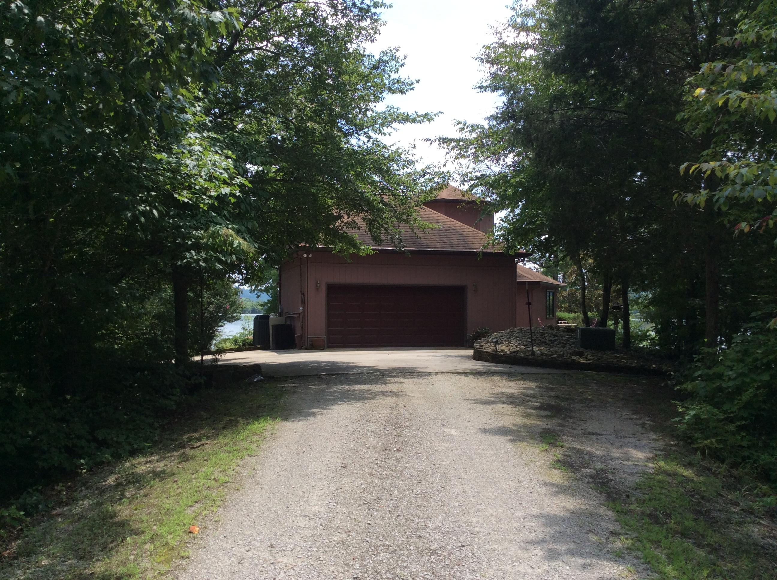 196 Mainsail Road Kingston, TN 37763 - Photo 16 of 29 2015-07-22 14.17.14