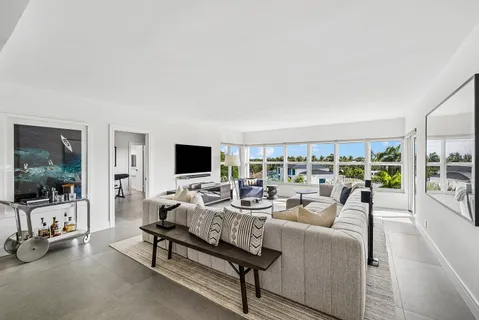 $1,100,000 | 1000 Lowry Street, Unit 5D, Delray Beach, FL 33483