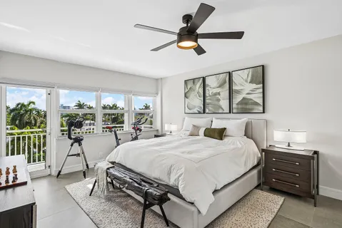 $1,100,000 | 1000 Lowry Street, Unit 5D, Delray Beach, FL 33483