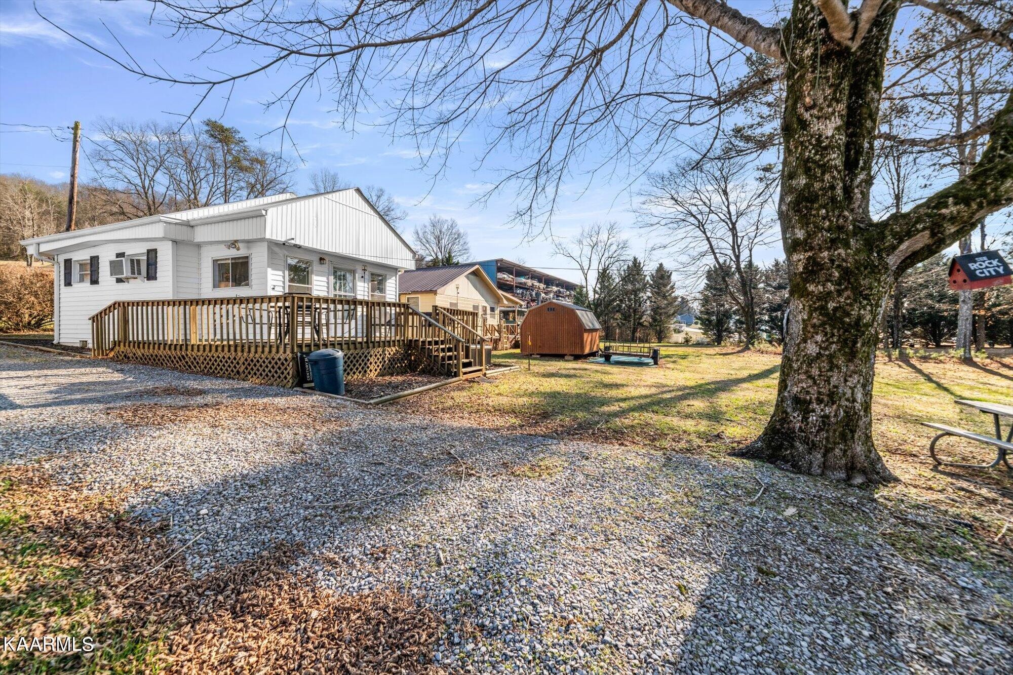 3926 River Road Ten Mile, TN 37880 - Photo 16 of 21 Gallery Image 16
