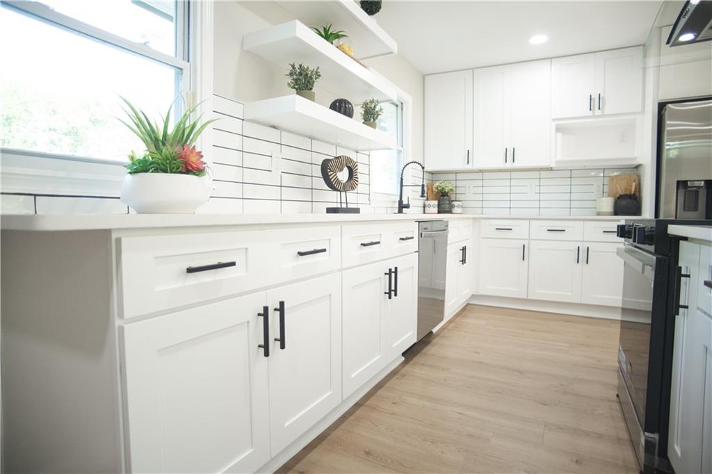 3561 Misty Valley Road Decatur, GA 30032 - Photo 23 of 56