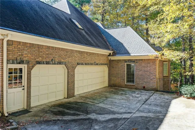 $1,095,000 | 920 Waters Reach Court, Alpharetta, GA 30022