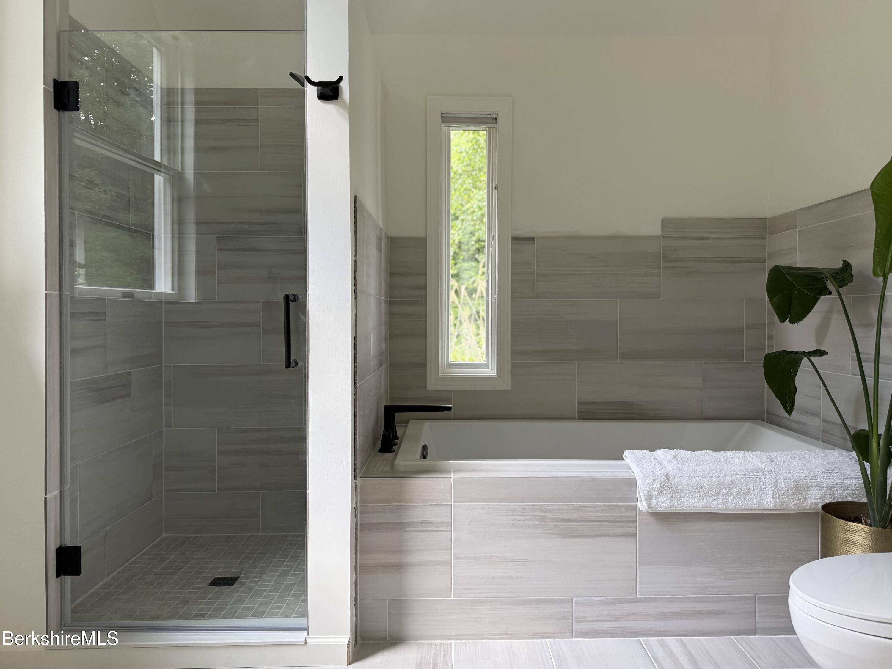 26 North Egremont Road Alford, MA 01230 - Photo 23 of 44 PRIMARY BATH