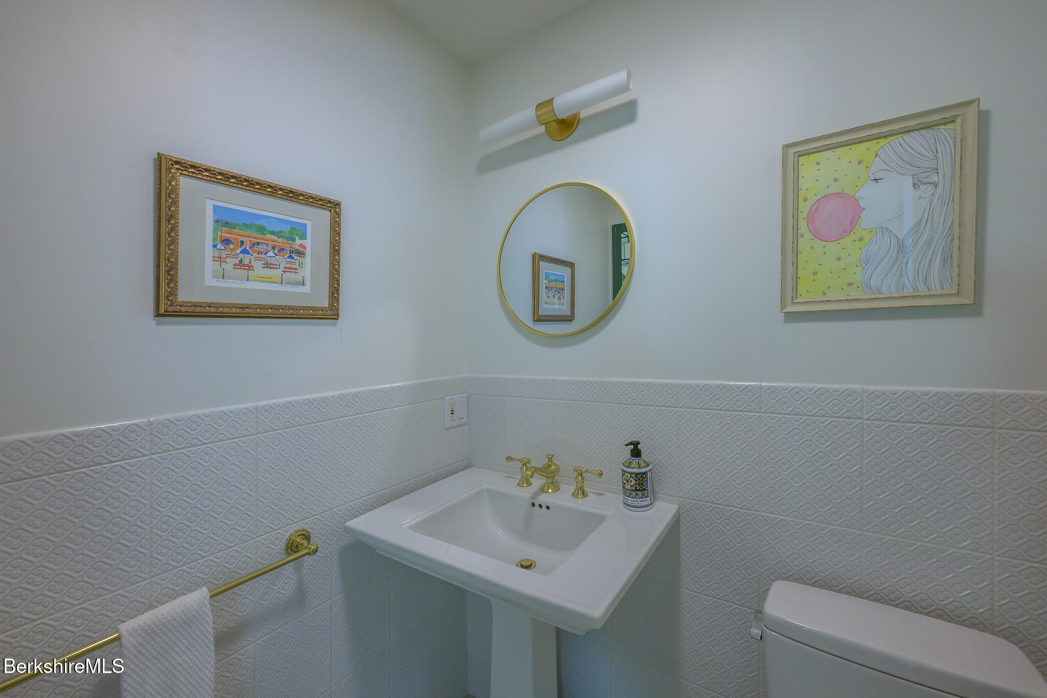 26 North Egremont Road Alford, MA 01230 - Photo 30 of 44 HALF BATH