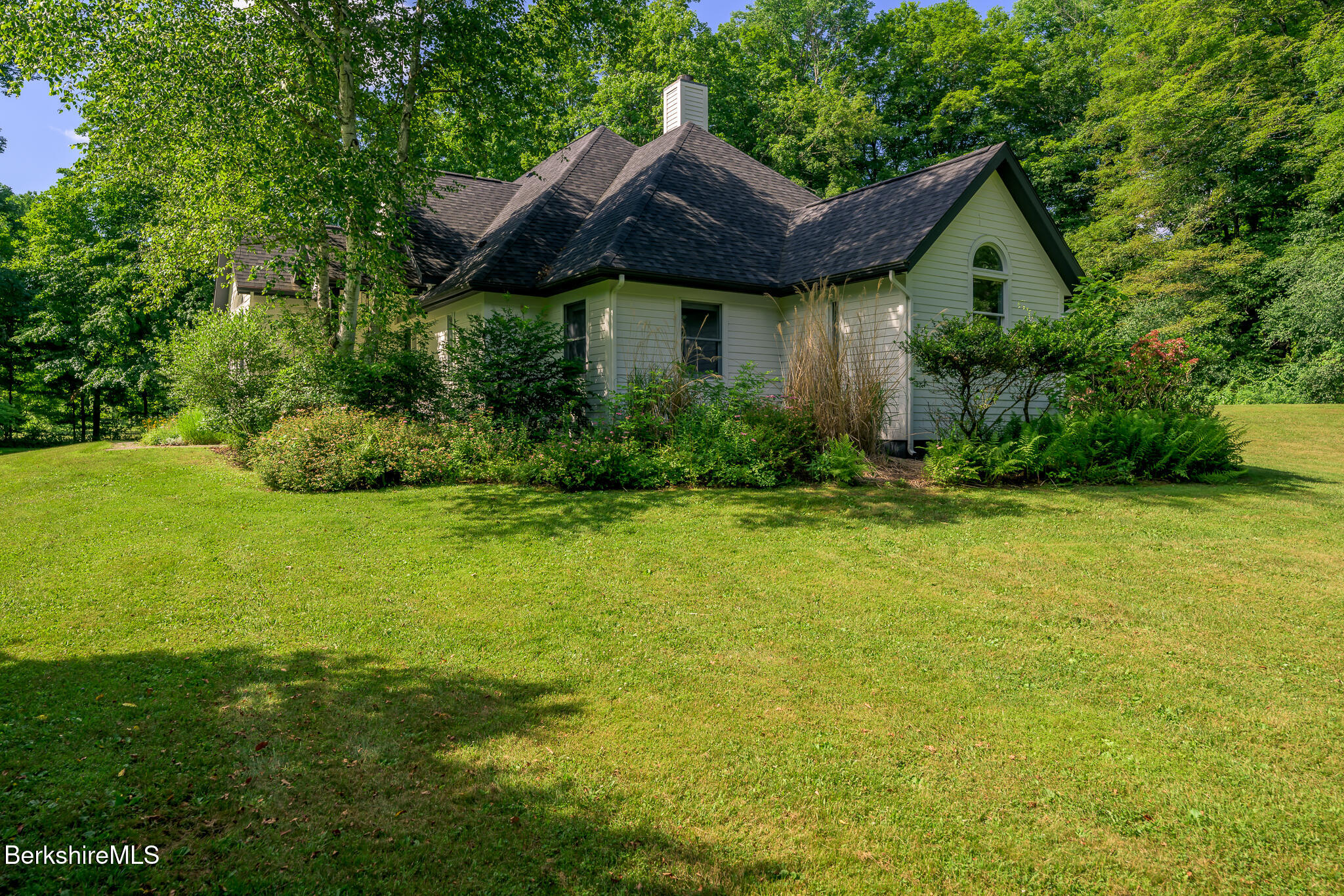 26 North Egremont Road Alford, MA 01230 - Photo 36 of 44 SIDE ELEVATION