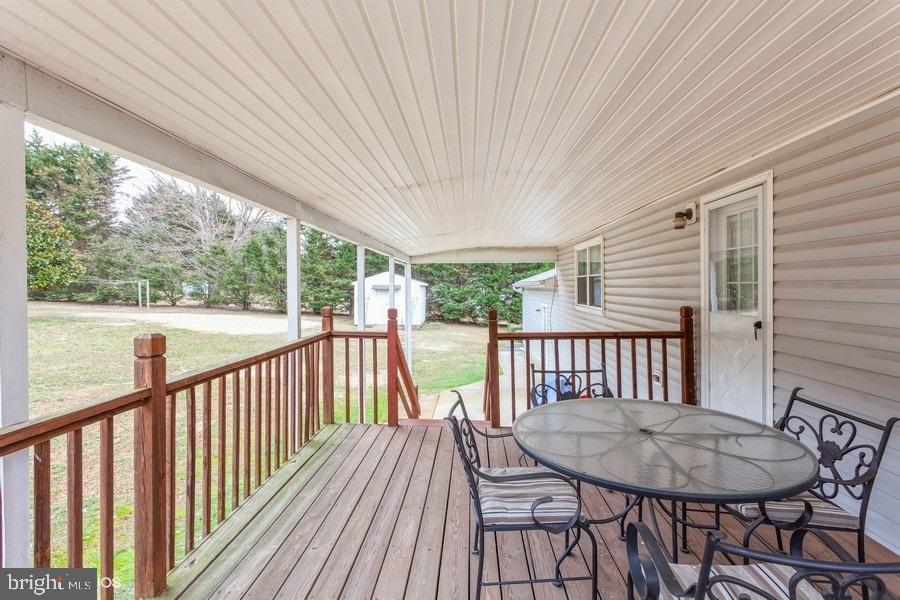 935 Dr Jack Road Conowingo, MD 21918 - Photo 3 of 40 Serene Covered Deck