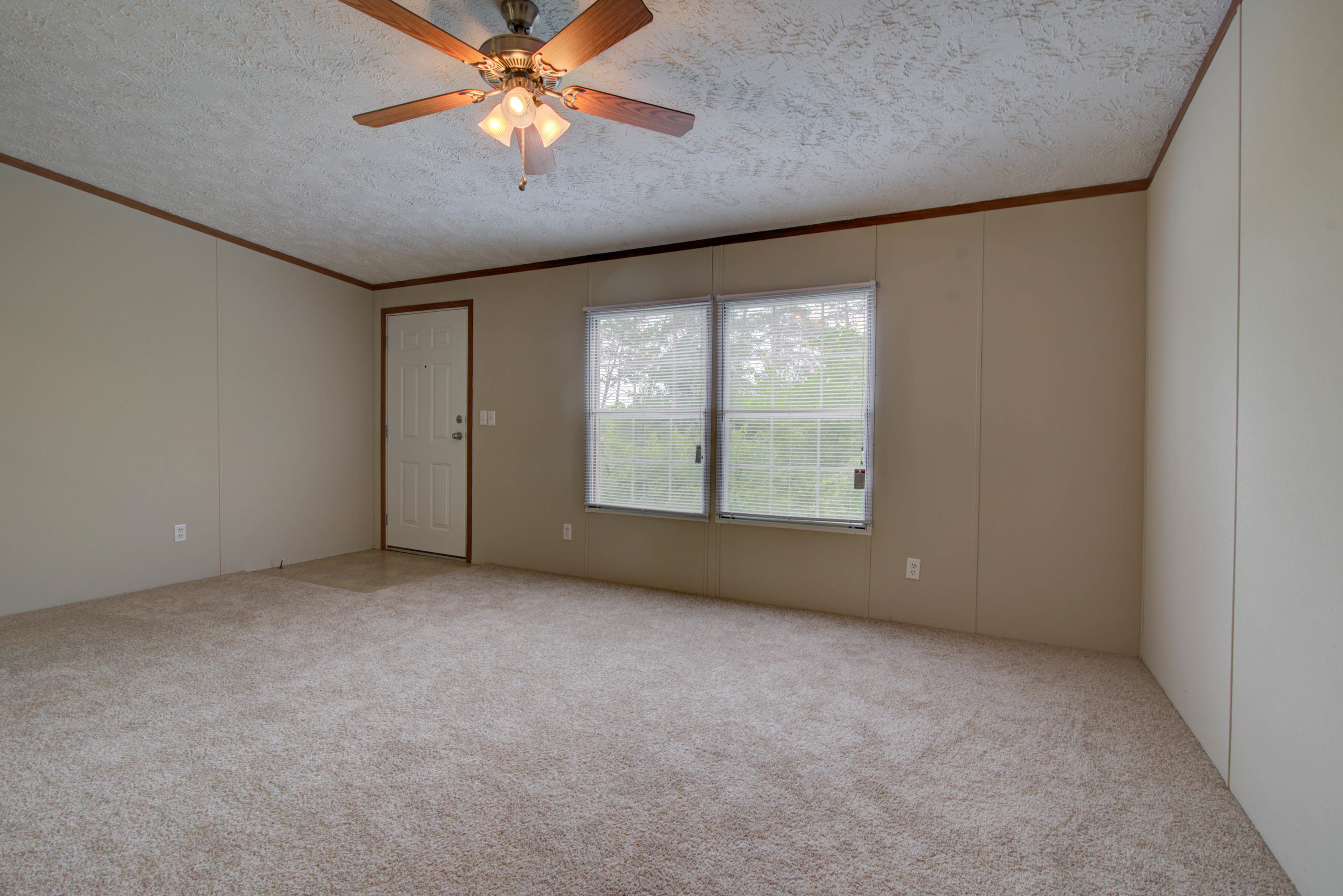 915 Sevier County Line Road Kodak, TN 37764 - Photo 10 of 15 DSC_8982_3_4_5_6