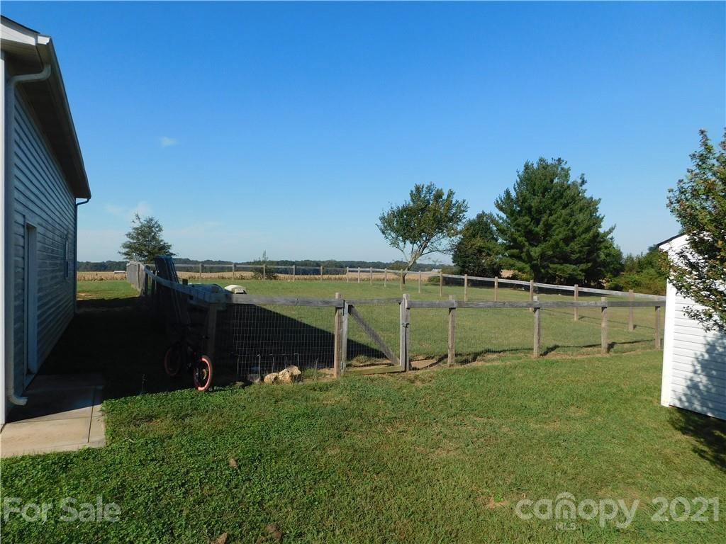 5510 Wolf Pond Road Monroe, NC 28112 - Photo 14 of 16 a view of a park