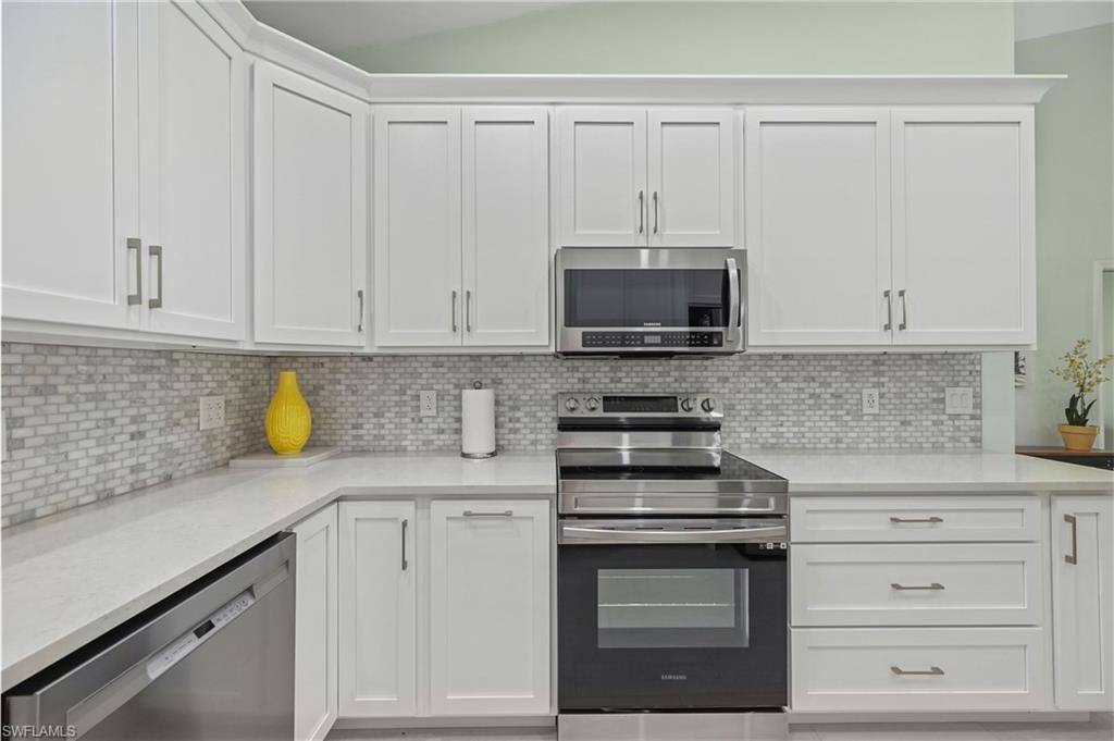 657 St Andrews Boulevard Naples, FL 34113 - Photo 14 of 37