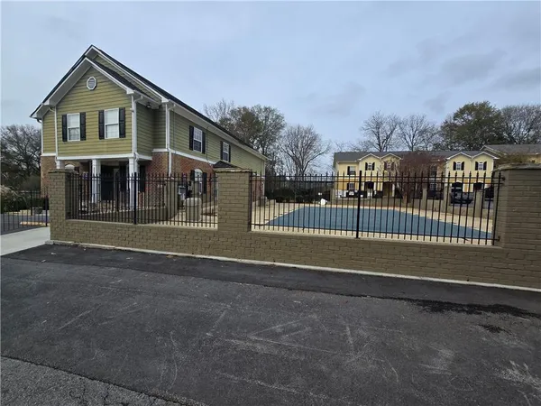 $215,000 | 1014 Summer Place Northwest, Norcross, GA 30071