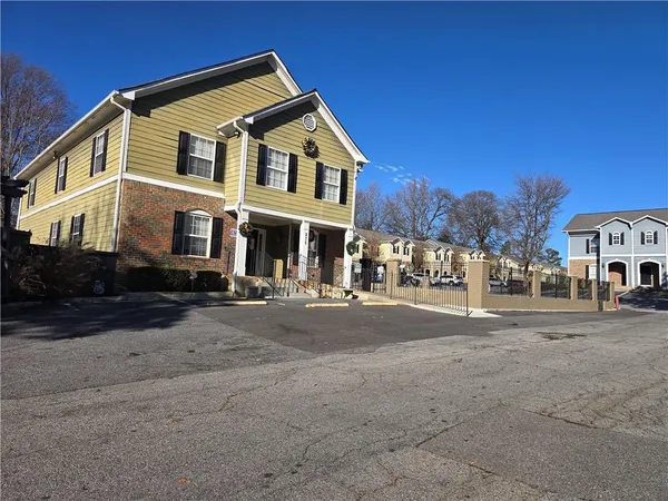 $215,000 | 1014 Summer Place Northwest, Norcross, GA 30071