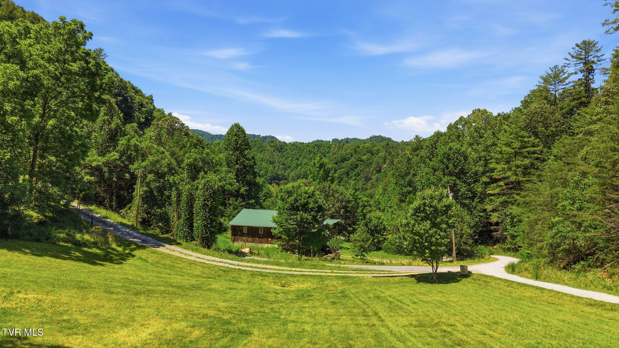 513 Raven Cliff Road Erwin, TN 37650 - Photo 32 of 42 25-web-or-mls-513 Raven Cliff Rd-31