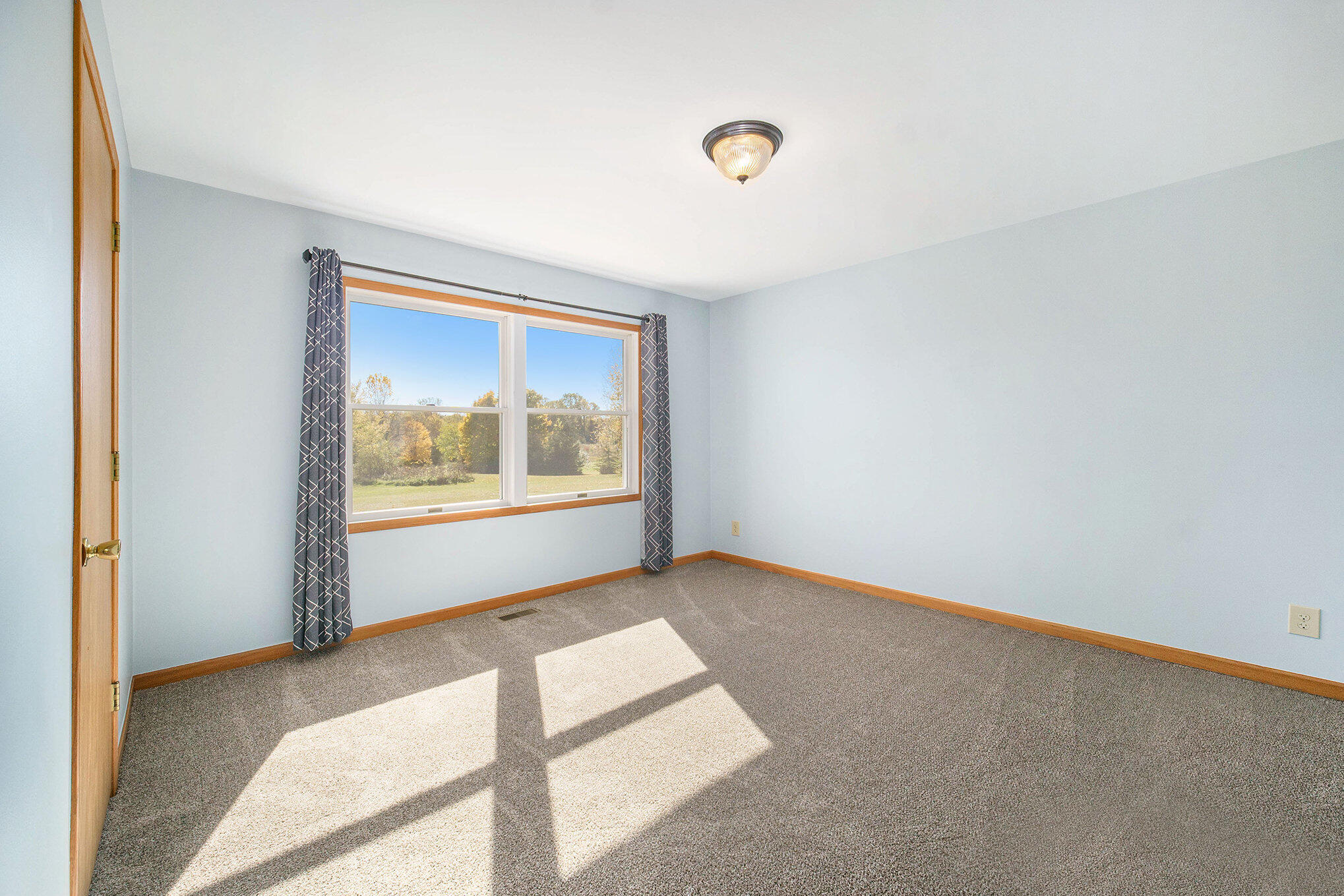 1549 Taylor Road Clinton, MI 49236 - Photo 11 of 28 011_file_113