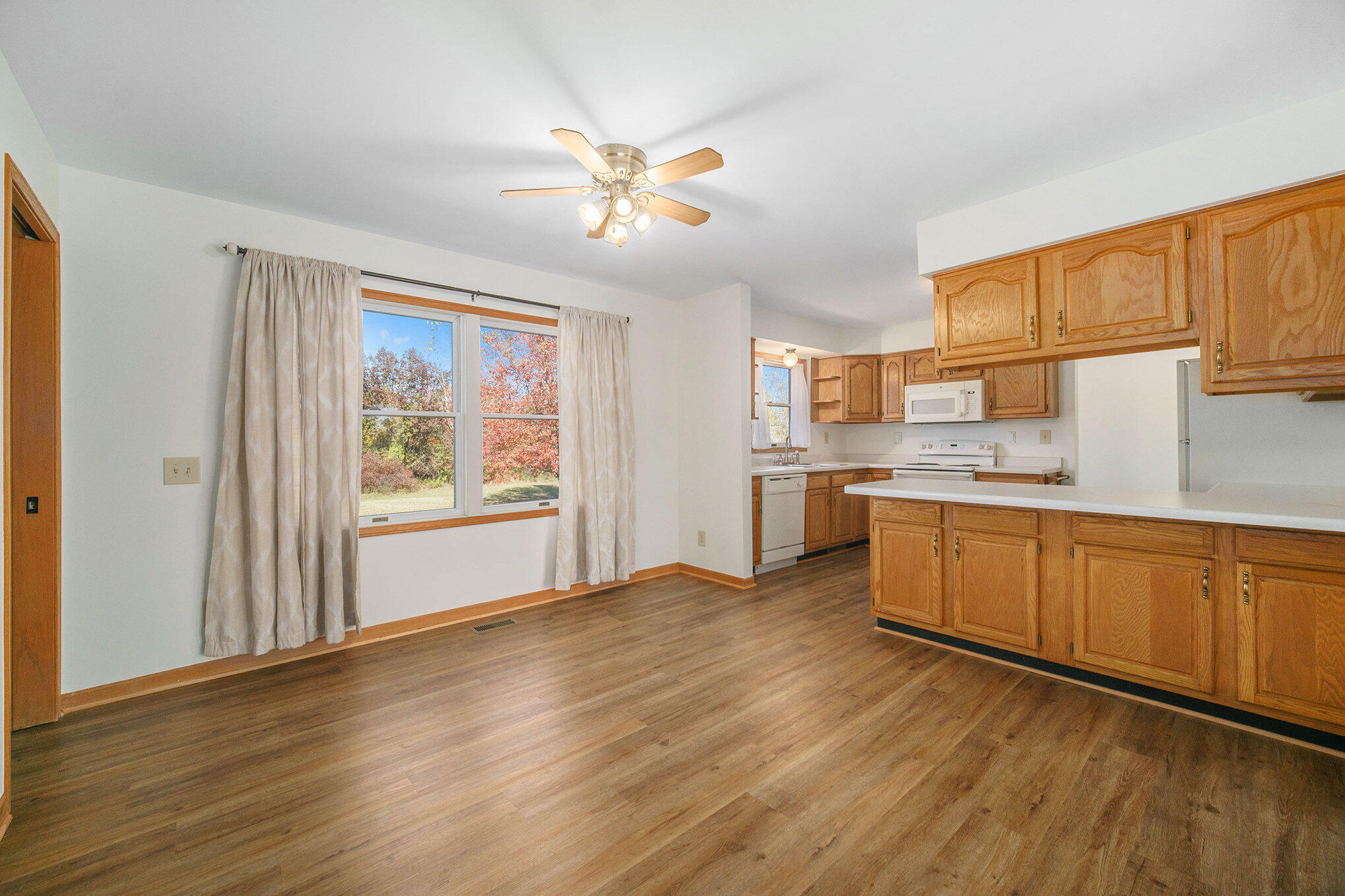 1549 Taylor Road Clinton, MI 49236 - Photo 7 of 28 007_file_858